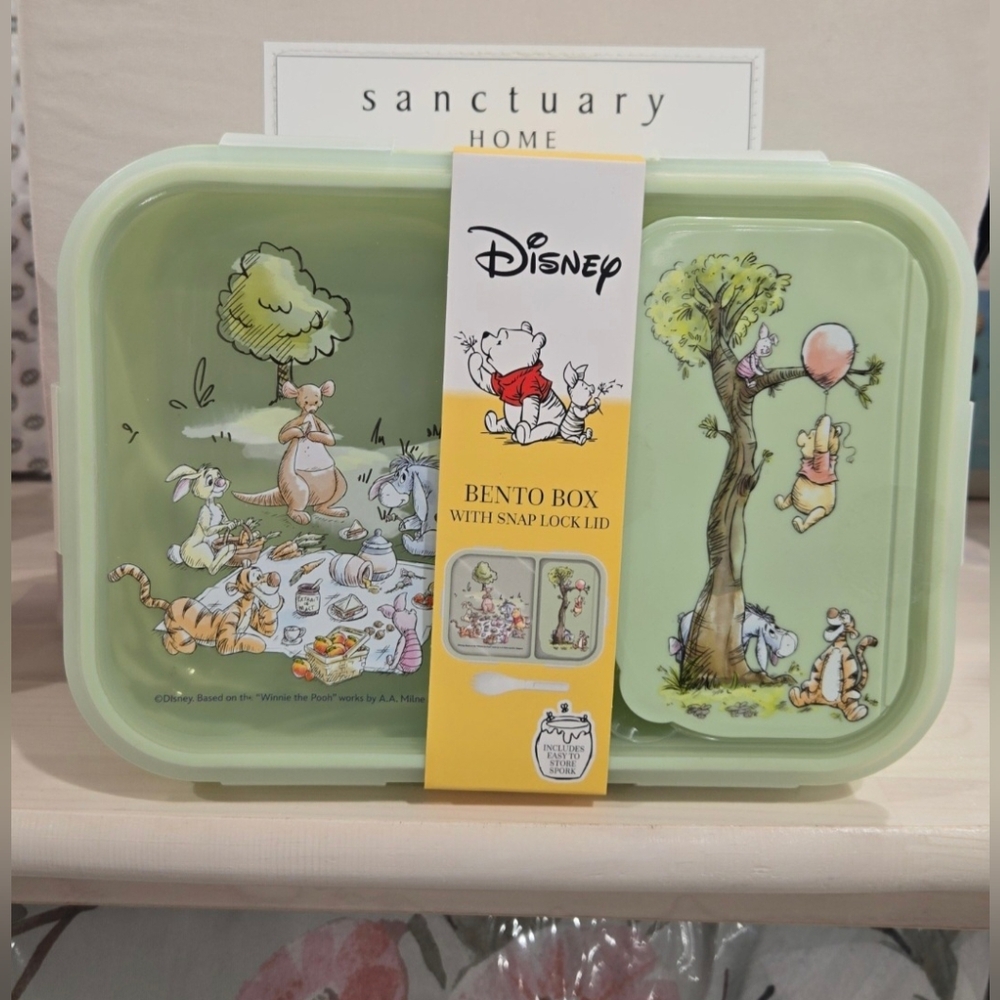 SOLD ‼️ Disney Winnie the Pooh Bento Lunch Box W/ Snap Lock Lid and Spork - Picture 3 of 8